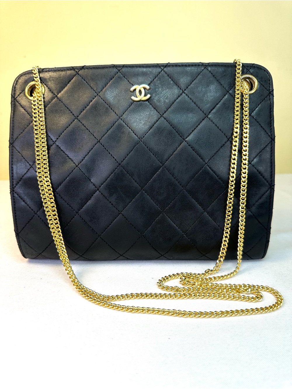 CHANEL RARE Vintage Diamond Quilted Leather Sliding Chain Bag 1989-1991 COA